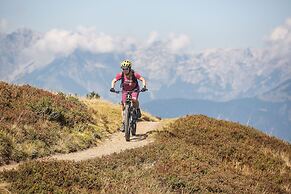 Dips & Drops - The First Bike And Ski Hub