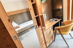 Dips & Drops - The First Bike And Ski Hub