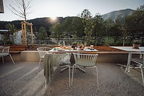 Dips & Drops - The First Bike And Ski Hub