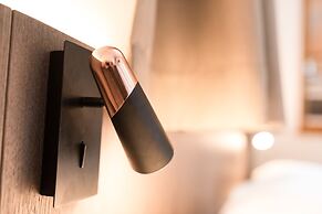 Dips & Drops - The First Bike And Ski Hub