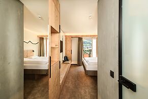 Dips & Drops - The First Bike And Ski Hub