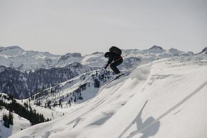 Dips & Drops - The First Bike And Ski Hub