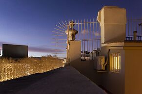 Las Ramblas Pasaje Bacardi Apartments