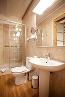 Las Ramblas Pasaje Bacardi Apartments