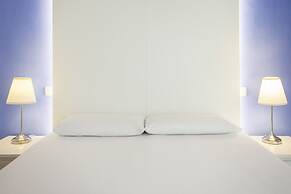 Las Ramblas Pasaje Bacardi Apartments