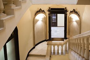 Las Ramblas Pasaje Bacardi Apartments