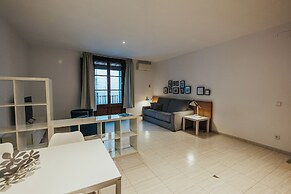 Las Ramblas Pasaje Bacardi Apartments