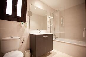 Las Ramblas Pasaje Bacardi Apartments