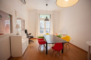 Las Ramblas Pasaje Bacardi Apartments