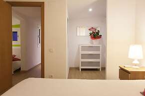 Las Ramblas Pasaje Bacardi Apartments