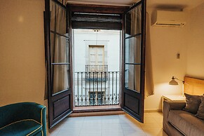 Las Ramblas Pasaje Bacardi Apartments