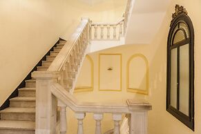 Las Ramblas Pasaje Bacardi Apartments