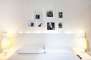 Las Ramblas Pasaje Bacardi Apartments