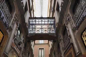 Las Ramblas Pasaje Bacardi Apartments