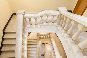 Las Ramblas Pasaje Bacardi Apartments