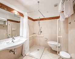 The Regency Hotel, Sure Hotel Collection by Best Western