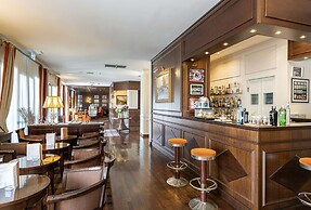 The Regency Hotel, Sure Hotel Collection by Best Western