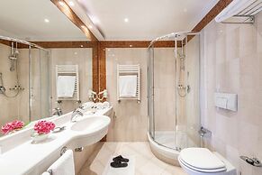 The Regency Hotel, Sure Hotel Collection by Best Western