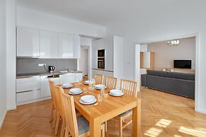 DownTown Suites Kodanská