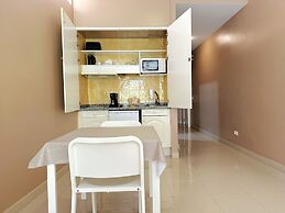 RF Astoria - Only Adults