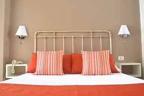 RF Astoria - Only Adults