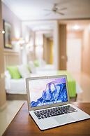 RF Astoria - Only Adults