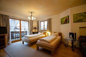 Ferienhaus Fux Hotel Garni