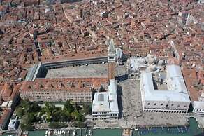 Lion Morosini Palace