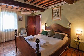 Agriturismo Il Pornelleto - Villa Alari