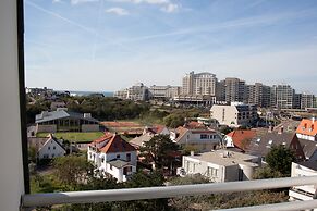 Hogerhuys - Adults Only