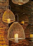 Hogerhuys - Adults Only