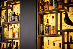 Hogerhuys - Adults Only