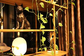 Hogerhuys - Adults Only