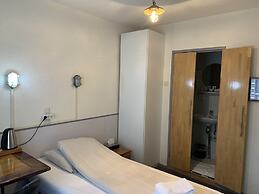 Amadeus Hotel