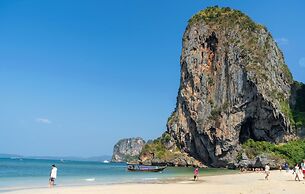 Ayodhaya Palace Beach Resort Krabi