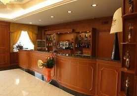 Capys