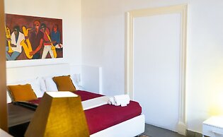 Bed and Breakfast Opera