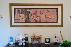 Bed and Breakfast Opera