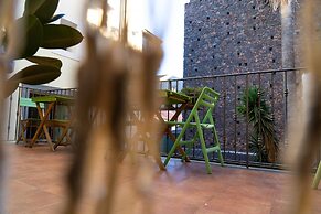 Bed and Breakfast Opera