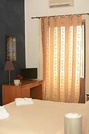 Bed and Breakfast Opera