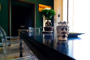 Bed and Breakfast Opera