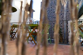 Bed and Breakfast Opera