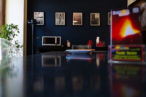 Bed and Breakfast Opera