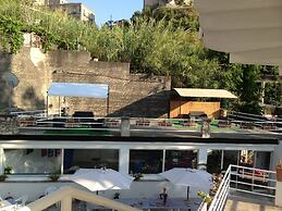 Silica Residence Hotel
