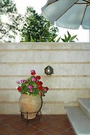 Andreolas Luxury Suites