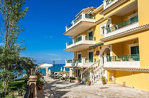 Andreolas Luxury Suites