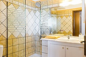 Andreolas Luxury Suites