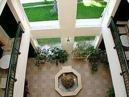 Andreolas Luxury Suites