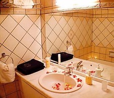 Andreolas Luxury Suites