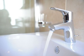 Kings Cross Inn Hotel